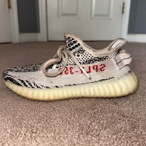 Yeezy Boost 350 V2 - Zebra Size 5